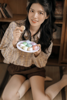 苏霞朱校长沉沦小说